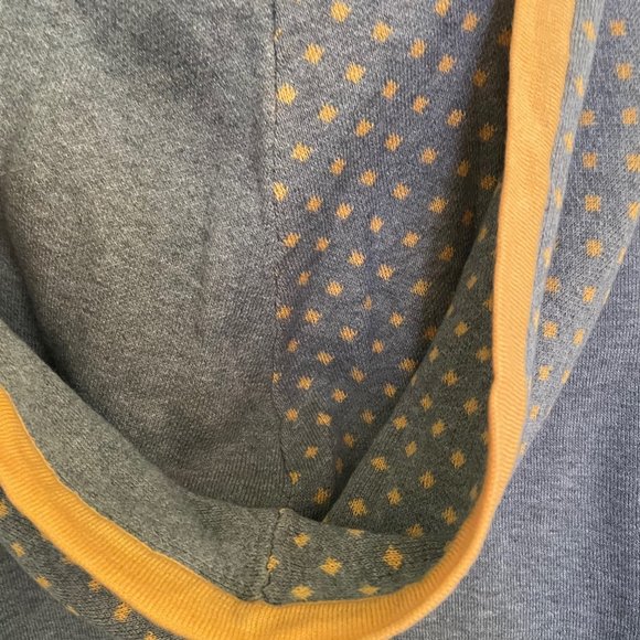 Designed Hoody in Cotton - Picture 4 of 5